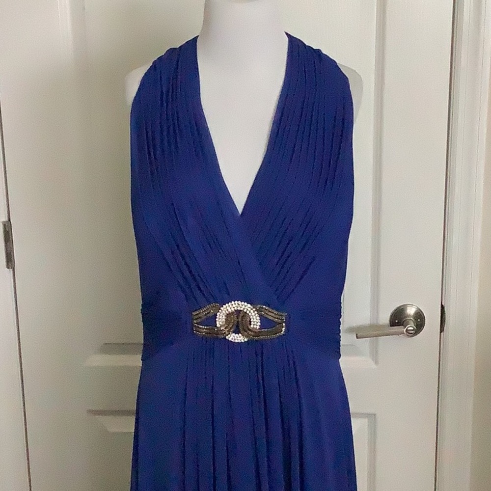 Misses/ladies NWT Cachet gown